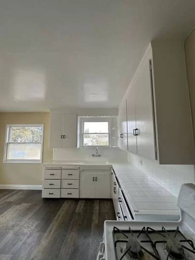 Main picture of 152 Smalley Ave