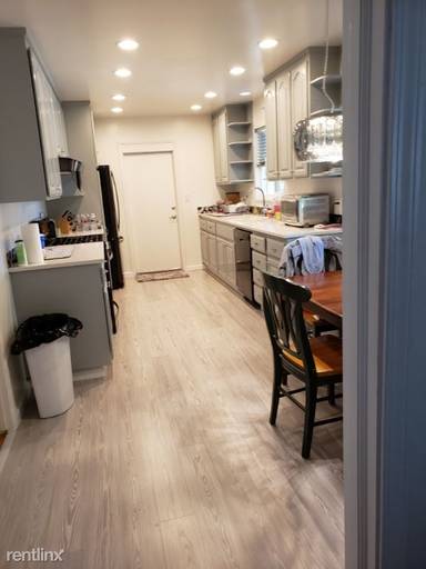 Main picture of 3360 Rosedale Dr
