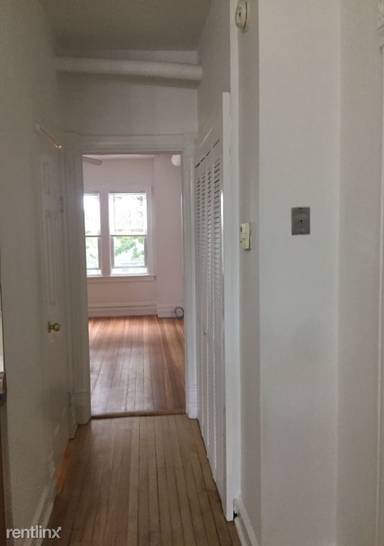 Main picture of 3100 N Western Ave