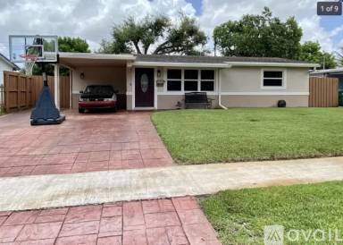 Main picture of 9457 SW 51st Pl