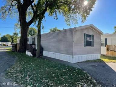 Main picture of Blue Valley Manufactured Home Community