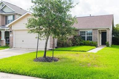 Main picture of 3402 Legends Wild Dr