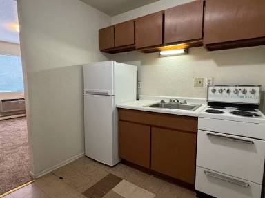 Main picture of 511 S Logan Ave