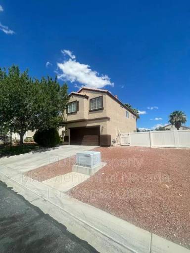 Main picture of 6712 Petrified Forest St