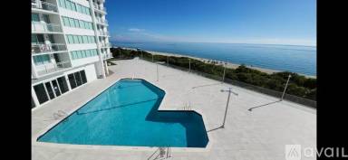 Main picture of Burleigh house condo