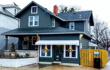 Main picture of 1548 S 4th St