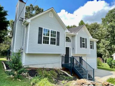 Main picture of 183 Wayfaring Dr