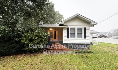 Main picture of 109 Pine Ave