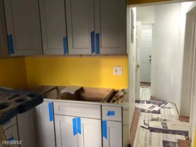 Main picture of 270 Garden Ave