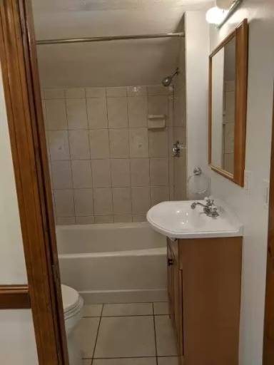 Main picture of 49 Central St