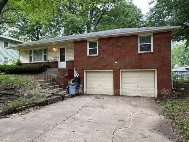 Main picture of 8648 E 52nd Ter