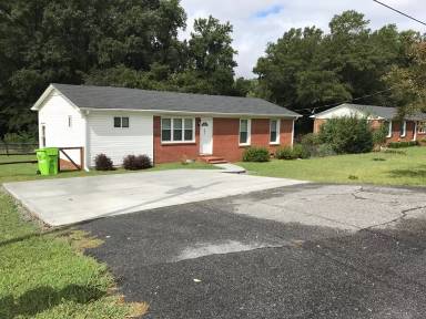 Main picture of 263 Frances Cir