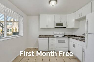 Main picture of Delmar Gardens - 2111A