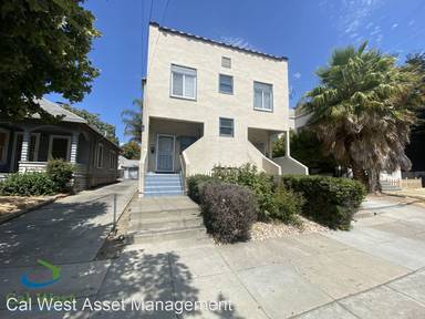 Main picture of 260 N 4th St