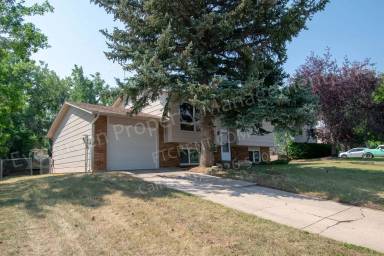 Main picture of 2401 W Stuart St