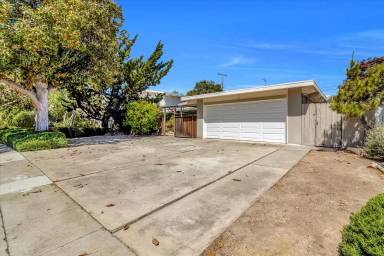 Main picture of 3807 Nathan Way