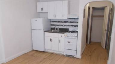 Main picture of 469 Saint Johns Pl