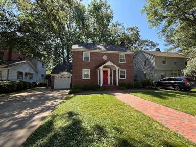 Main picture of 24 Brandon Rd