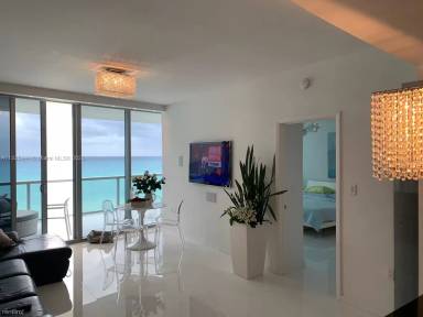 Main picture of Jade Ocean Condos