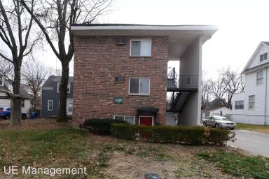 Main picture of 3320 Greenwood Blvd