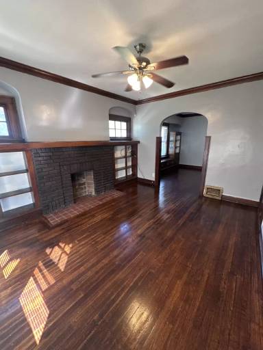 Main picture of 3389 W 125th St