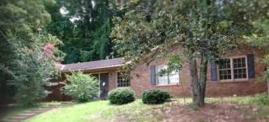 Main picture of 435 Dogwood Ln