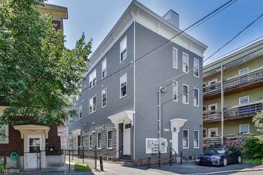 Main picture of 24 Clary St