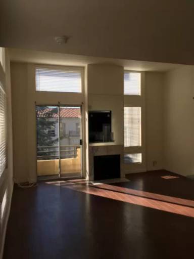 Main picture of 1224 S Corning St