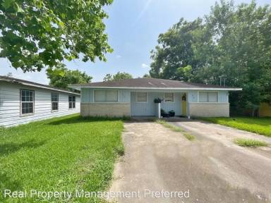 Main picture of 610 N Vionett Ln