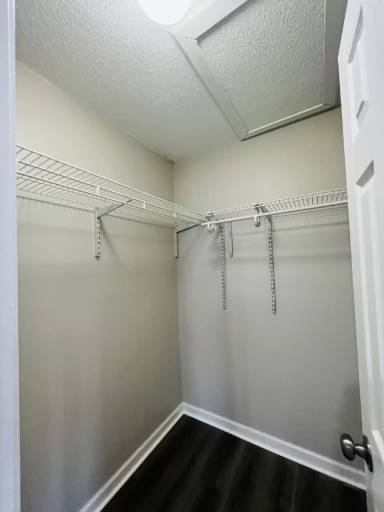 Main picture of 301 Wynnmeade Pkwy