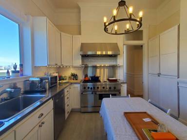 Main picture of 244 Diamond St