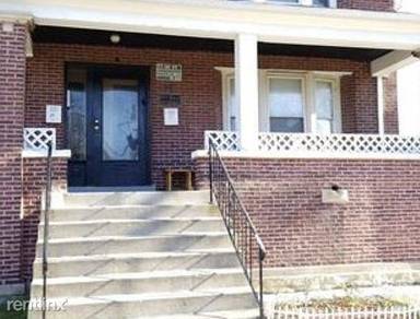 Main picture of 7125 S Woodlawn Ave