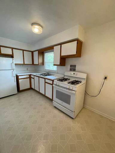 Main picture of 1607 Rural Street - 2 E