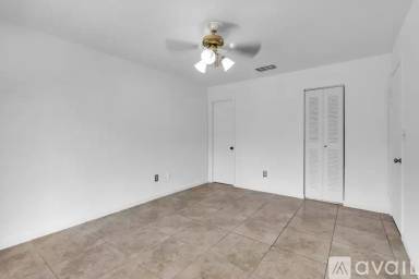 Main picture of 18206 Mediterranean Blvd