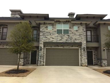 Main picture of 401 Kate Ln