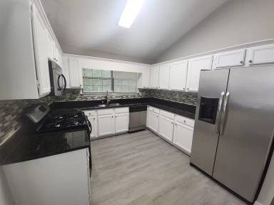 Main picture of 3724 Spring Garden Ln