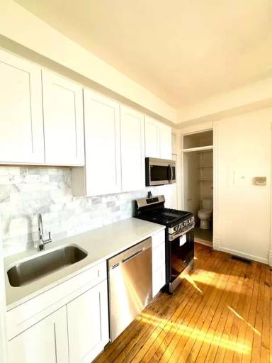 Main picture of 1924 S Throop St