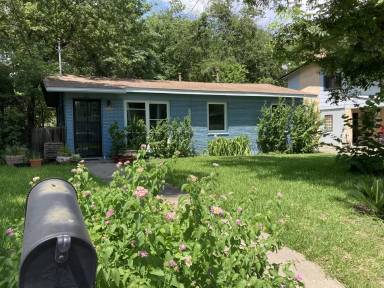 Main picture of 502 Hammack Dr