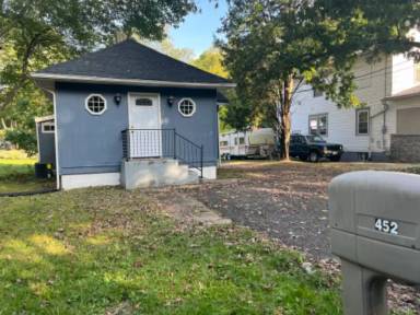 Main picture of 452 Chestnut Ave