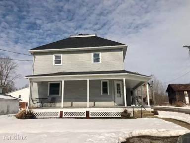 Main picture of 116 1/2 W Main St