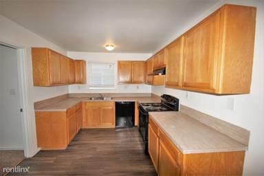 Main picture of 755 River Rd