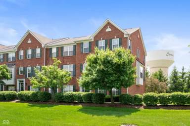 Main picture of 3546 Golden Gate Dr N