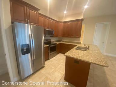 Main picture of 1316 SW 17th Pl