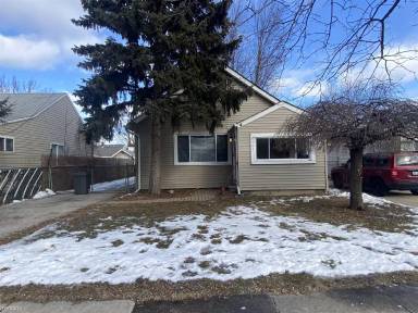 Main picture of 8419 Republic Ave