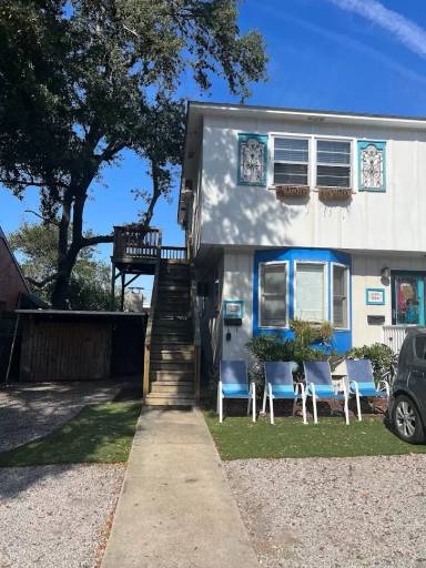 Main picture of 603 Maple St