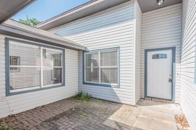 Main picture of 16718 Carrack Turn Dr