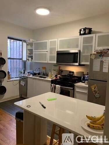 Main picture of 37 Cunard St