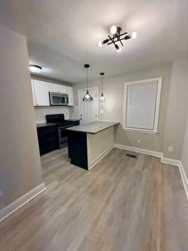Main picture of 3607 Lyndale Ave