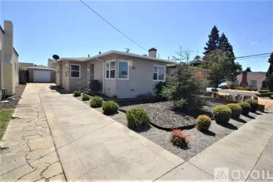 Main picture of 1509 Rice St
