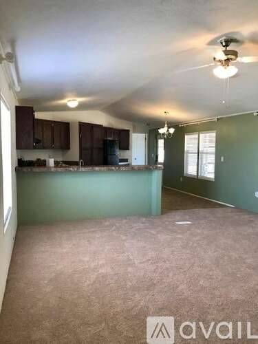 Main picture of 111 E Harkness Rd